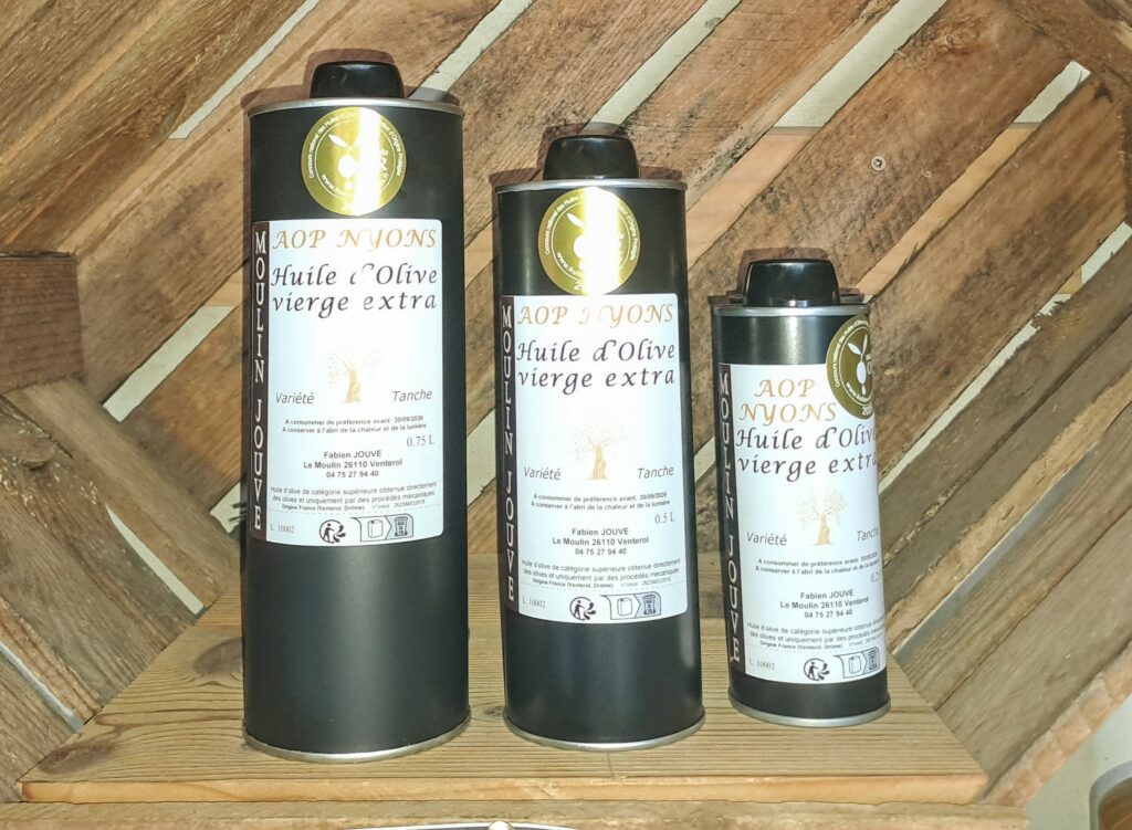 notre huile AOP Nyons médaillée d'OR